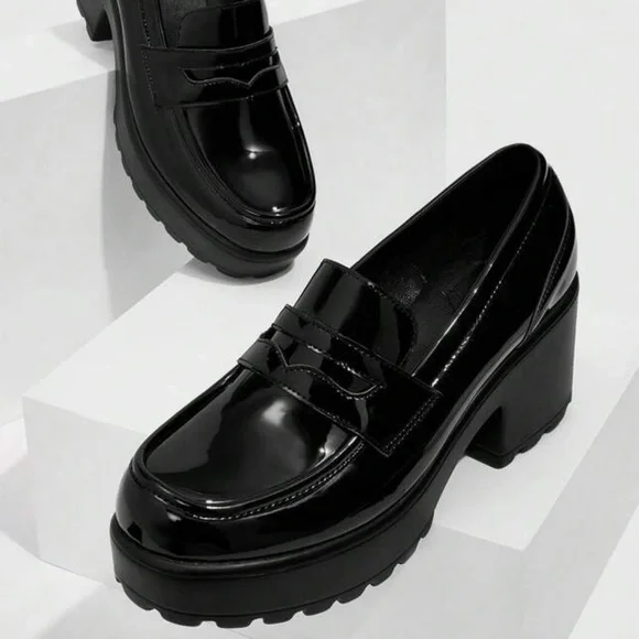 Everyday Collection Stitch Detail Platform Loafer Shoes - Picture 2 of 5